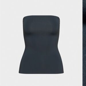 Aritzia Contour Hip Tube Top! Never worn